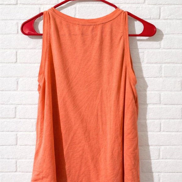 VENUS Tank Top - Picture 2 of 4